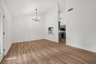 Three-bedroom, two-bathroom, single-story ranch home with a - photo 27