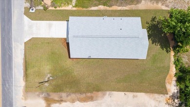 Welcome home to this beautiful new construction, never lived in - photo 30