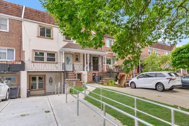 LEGAL 3 Family house located in the heart of Kew Garden Hills - photo 30