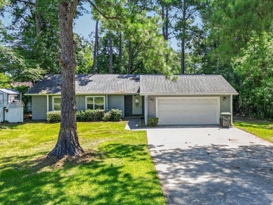 Three-bedroom, two-bathroom, single-story ranch home with a - photo 43