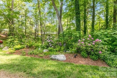 An Artisan Sanctuary of Serenity and Style Escape to a private 1 - photo 6