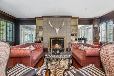 Welcome to this magnificent and stately Center Hall Colonial - photo 11