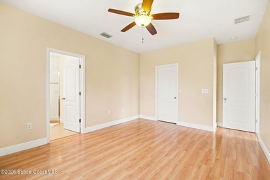 Stunning 3 bed 2 bath home with bonus room awaits its new owners - photo 11
