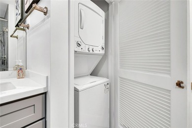 Welcome to this beautifully fully furnished, move-in-ready - photo 16
