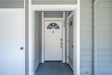 Welcome to this beautifully fully furnished, move-in-ready - photo 25