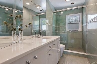 Welcome to this magnificent and stately Center Hall Colonial - photo 32