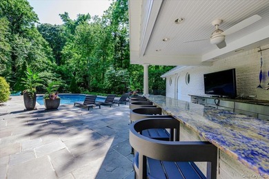 Welcome to this magnificent and stately Center Hall Colonial - photo 44