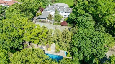 Welcome to this magnificent and stately Center Hall Colonial - photo 47