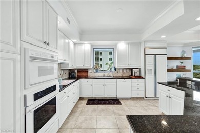 Enter this stunning residence from your own private elevator and - photo 12
