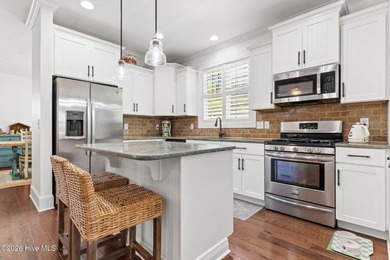 Charming Coastal Cottage with Easy One-Level Living Near the - photo 13