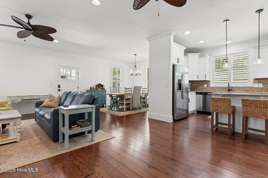 Charming Coastal Cottage with Easy One-Level Living Near the - photo 16