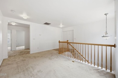 Beautiful 5-bedroom, 3-bath home with a loft in the highly - photo 16