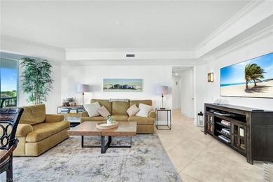 Enter this stunning residence from your own private elevator and - photo 18