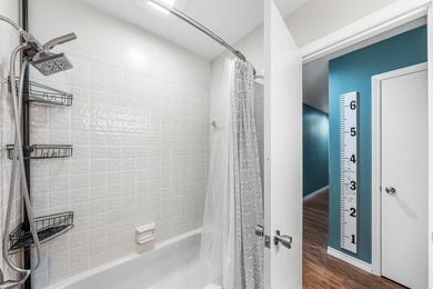 Beautifully renovated home tucked away on a quiet cul-de-sac in - photo 26