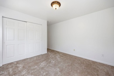 Beautiful 5-bedroom, 3-bath home with a loft in the highly - photo 29