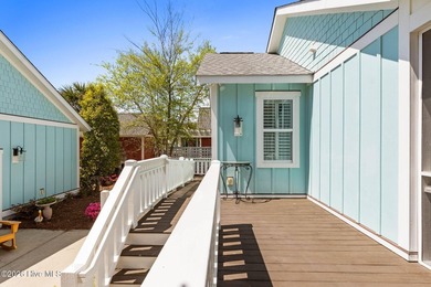 Charming Coastal Cottage with Easy One-Level Living Near the - photo 34