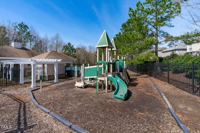 Beautiful 5-bedroom, 3-bath home with a loft in the highly - photo 45