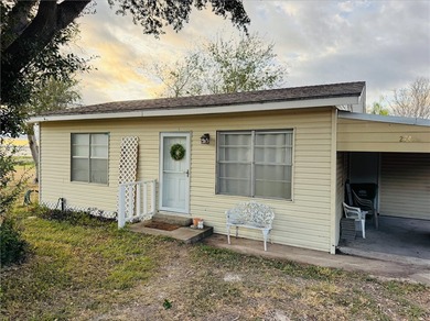 Lake Corpus Christi Home For Sale in Sandia Texas