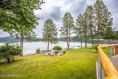 Enjoy waterfront living in this inviting 3,276 sq. ft. home - photo 5