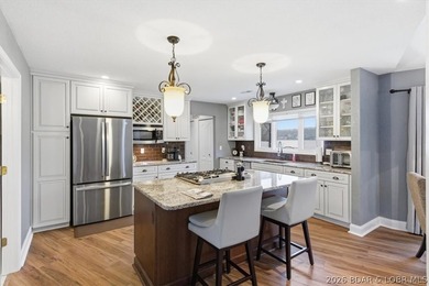 Ranch Style Lakefront Home with 300ft of Shoreline, 1.5 Acres, & - photo 11