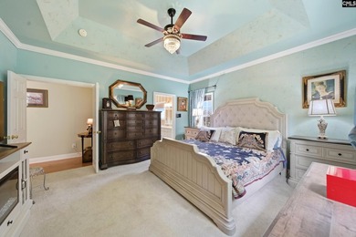 Welcome home to this spacious 5 bedroom, 3.5 bathroom home - photo 24