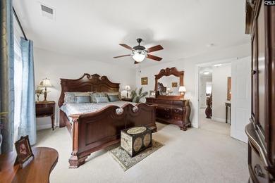 Welcome home to this spacious 5 bedroom, 3.5 bathroom home - photo 28