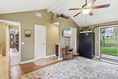 Ranch Style Lakefront Home with 300ft of Shoreline, 1.5 Acres, & - photo 33