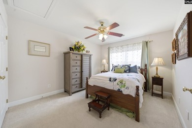 Welcome home to this spacious 5 bedroom, 3.5 bathroom home - photo 34