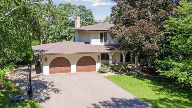 Lake Home Sale Pending in Minnetonka, Minnesota