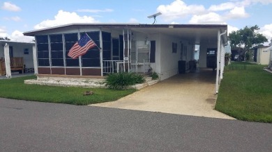 (private lake, pond, creek) Home For Sale in New Port Richey Florida