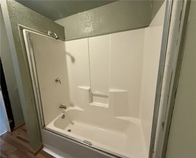 Great opportunity in a convenient central location! This 3 - photo 13