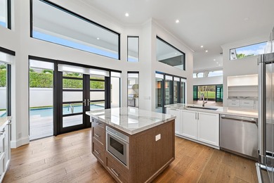 Updated Courtyard Villa centrally located with in Admirals Cove - photo 22