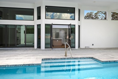Updated Courtyard Villa centrally located with in Admirals Cove - photo 25