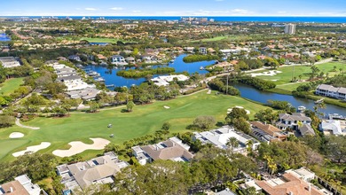 Updated Courtyard Villa centrally located with in Admirals Cove - photo 27