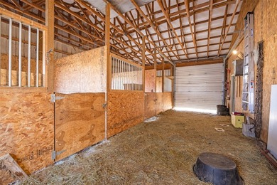 This 21.1-acre offering includes five contiguous parcels in a - photo 28