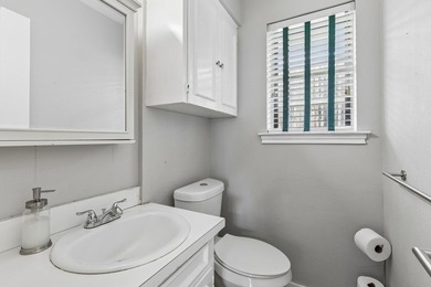 Nestled in the highly sought-after Canyon Creek neighborhood - photo 28