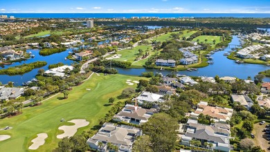 Updated Courtyard Villa centrally located with in Admirals Cove - photo 28