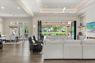 Welcome to one of Sandestin Golf & Beach Resort's premier custom - photo 11