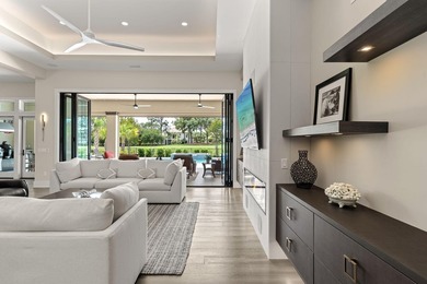 Welcome to one of Sandestin Golf & Beach Resort's premier custom - photo 12