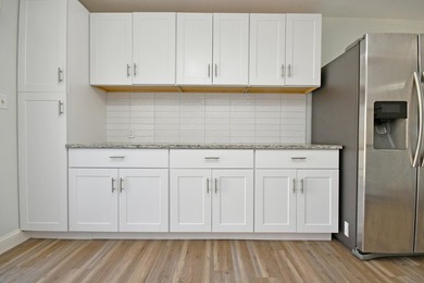 Welcome to 1824 Mallard Dr, Unit B, a well-maintained residence - photo 14