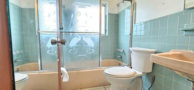 Beautiful 3-Bedroom, 2-Bathroom Home with Large Backyard - Now - photo 18