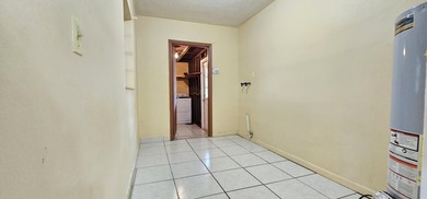 Beautiful 3-Bedroom, 2-Bathroom Home with Large Backyard - Now - photo 19