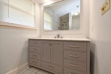Welcome to 1824 Mallard Dr, Unit B, a well-maintained residence - photo 20