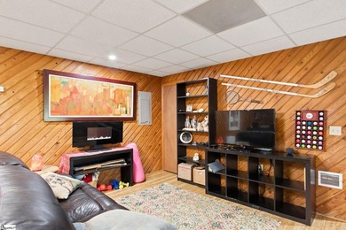 OPEN HOUSE SUNDAY, JULY 19, 2-4 P.M. Find your way home! This - photo 22