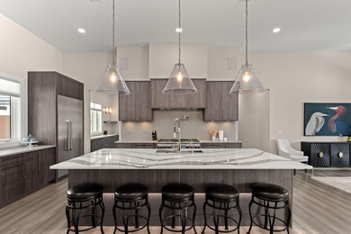 Welcome to one of Sandestin Golf & Beach Resort's premier custom - photo 27