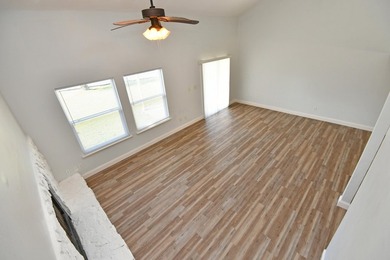 Welcome to 1824 Mallard Dr, Unit B, a well-maintained residence - photo 29