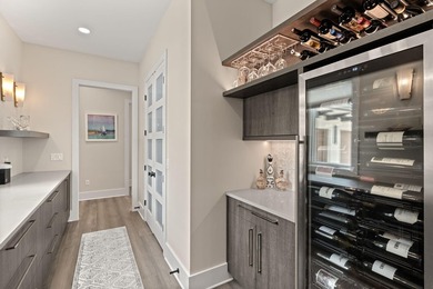 Welcome to one of Sandestin Golf & Beach Resort's premier custom - photo 32