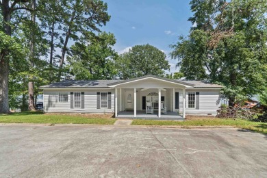 Lake Home For Sale in Sparta, Georgia