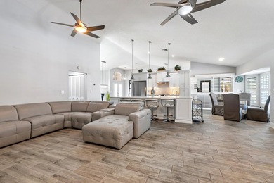 Short sale addendum must be included on all offers. 3 bedroom, 2 - photo 4