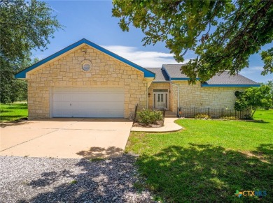 Lake Home Sale Pending in Horseshoe Bay, Texas